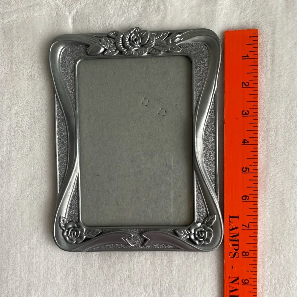 Towle Silversmiths Signature Collection‎ Silver Roses Ribbon 5x7 Picture Frame